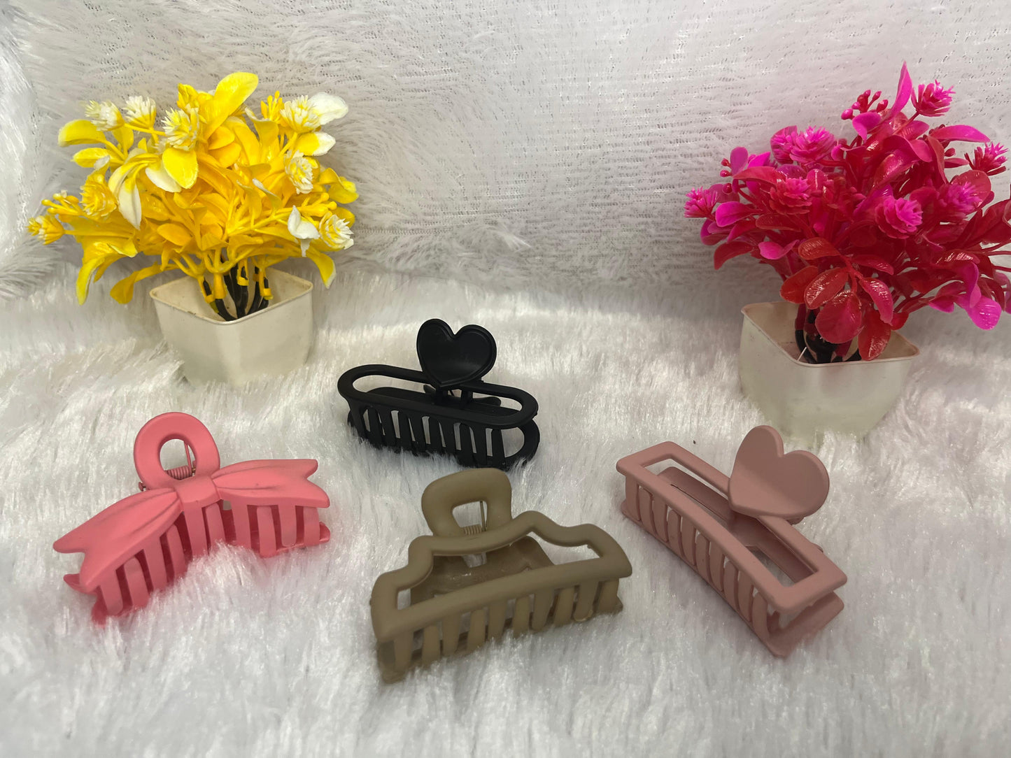 Matte Hair Claw Clips β Bow, Heart & Rectangle Designs | Strong Hold & Non-Slip - Hairkarlo